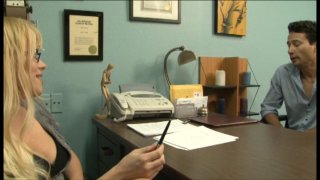 Tranny Facesitting And Anal Fucking Job Interview With TS Jesse Image