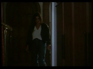 Things Get Steamy When Hot Robbers Get Discovered By Home Owners Image