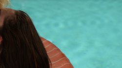 Captura de 'Lesbo Pool Party 4' nº 106