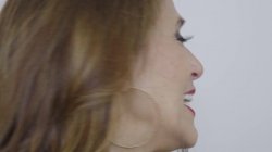 '2 Girls for 1 Grandma' screenshot nº 3