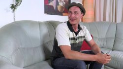 Captura de 'Studentin Geil Und Versaut 2' nº 6
