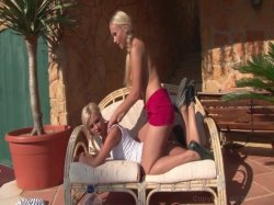 'Women Loving Women: Please Don't Tell My Husband Vol. 3' screenshot nº 7