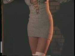 Captura de '3 Into Tori Wells' nº 23