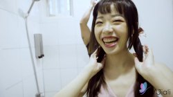 'Yuli Gets Fucked Hard in Her First Unscripted Porn Movie' screenshot nº 20
