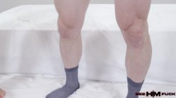 'He Likes To Be In Control' screenshot nº 22