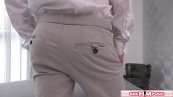'Latinas Love Eating Ass' screenshot nº 3