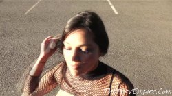 'Mona Gets Fucked in Public' screenshot nº 21