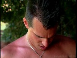 Captura de 'Puritan Video Magazine 33 - Lust in Paradise' nº 18