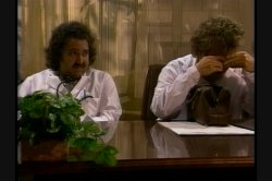 Captura de 'Return of the Cheerleader Nurses' nº 7
