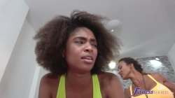 Captura de 'Butch Gym Teacher Lesbian Threesome' nº 19