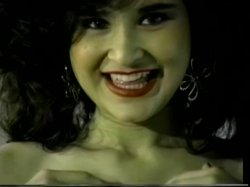 Captura de 'Busting Out With Sandra Scream' nº 28