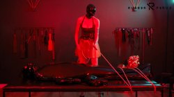 'Malesub in Bodybag Receives Gasmask Treatment' screenshot nº 18