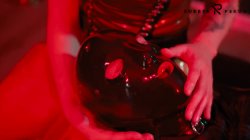 'Malesub in Bodybag Receives Gasmask Treatment' screenshot nº 39