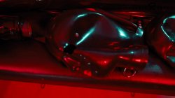 'Malesub in Bodybag Receives Gasmask Treatment' screenshot nº 4