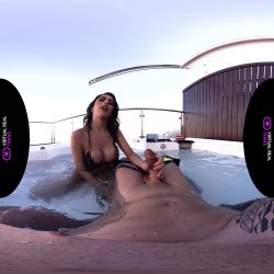 Captura de 'Erotic Jacuzzi' nº 5