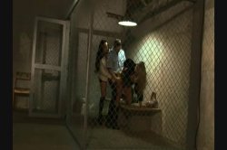 Captura de 'Oksana: Out of Uniform (French)' nº 81