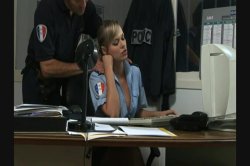 Captura de 'Oksana: Out of Uniform (French)' nº 135