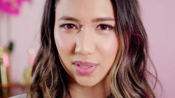 'Up Close 12' screenshot nº 1