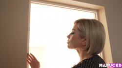Captura de 'Realtor Seals the Deal with Hot New Client' nº 7