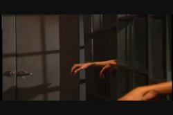 Captura de 'Bad Girls 8 - Prisoners of Love' nº 41