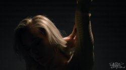 'Exclusive Angel: Emma Rose' screenshot nº 1