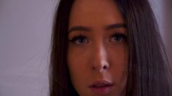 Captura de 'Nata Gold Touches Herself with Class Elegant Masturbation on the Floor' nº 3
