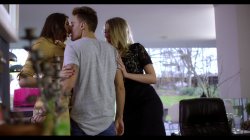 Captura de 'My Mother Prefers Young Men' nº 55