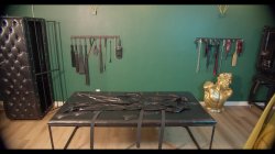 'Rubber and Perv with The Bodybag Licking and Facesitting' screenshot nº 1