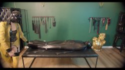 'Rubber and Perv with The Bodybag Licking and Facesitting' screenshot nº 12