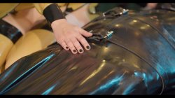 'Rubber and Perv with The Bodybag Licking and Facesitting' screenshot nº 18