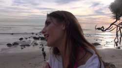 Captura de 'ATK Virtual Date With August Ames' nº 24