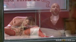 Captura de 'Finish In My Pussy' nº 52