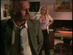 'Out of Love' screenshot nº 85