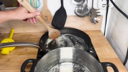 Captura de 'Dharma Cooks!: Real Life XXX Sidequests: Dharma Jones' nº 24