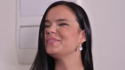 Captura de 'Mighty MILFS Got Tasty Tits' nº 57