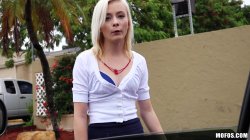 Captura de 'Stranded Teens.com 8' nº 2