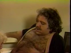 Captura de 'Guess Who Came to Dinner' nº 13