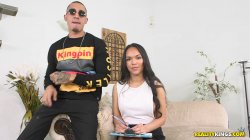 'Poppin' Latin Pussy Vol. 2' screenshot nº 2