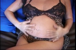 'Barefoot and Pregnant 10' screenshot nº 124