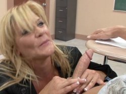 Captura de 'My First Sex Teacher Vol. 17' nº 122