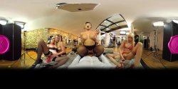 Captura de 'They're Waiting For You: Being A Porn Performer' nº 33