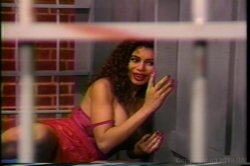 'Stewardesses Behind Bars' screenshot nº 117