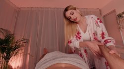 'Erotic Massage with Big Tits, Oil and Mina Von D' screenshot nº 10