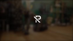 Captura de 'Rubber Pony Play the stallion got saddled up and milked by a milking machine' nº 2