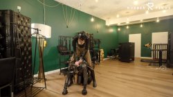 Captura de 'Rubber Pony Play the stallion got saddled up and milked by a milking machine' nº 31