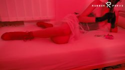 Captura de 'Self care on the clinic bed' nº 12