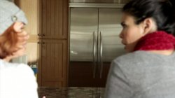 Captura de 'Lesbian Adventures: Older Women Younger Girls Vol. 5' nº 77
