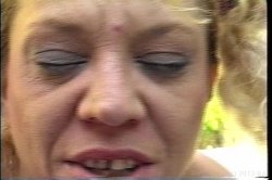 Captura de 'Little Anal Granny - Back to College' nº 105