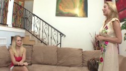 Captura de 'Lesbian Love Affairs' nº 92