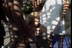 Captura de 'Granny's Interracial Gang Bang' nº 25